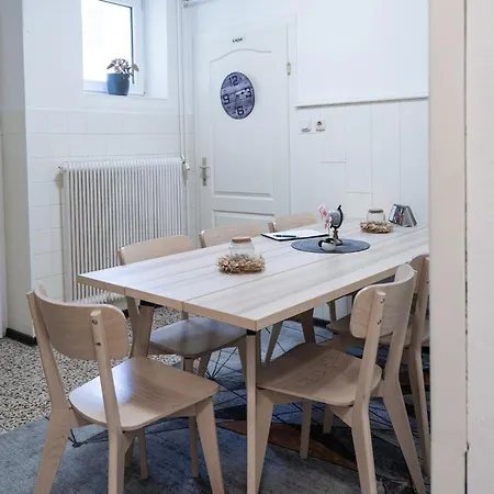 Апартаменты Revliving Octavus 3 Schlafzimmer *